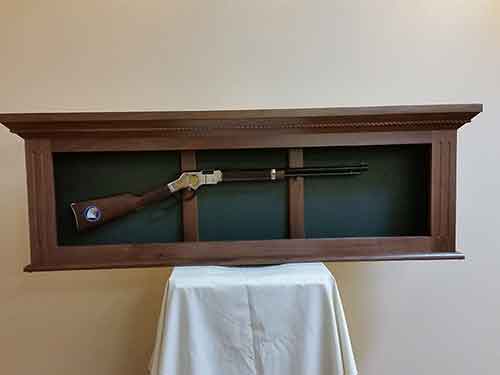 Amish Custom Crafted Wall Mounted Rifle Cabinet