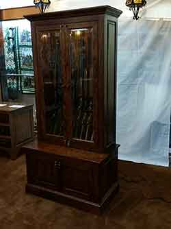 Amish Custom Handcrafted Cherry Ten Gun Cabinet