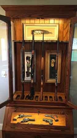 Gun Cabinet Leather Lined Butt and Barrel Rests and Pistol Display Area