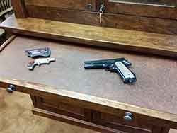 Pull Out Pistol and Long Gun Cleaning Shelf