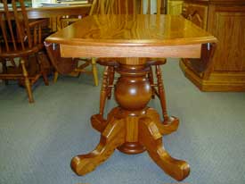 Oak Drop Leaf table with drops down