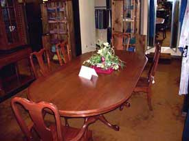 Standard Oval Cherry Solid Top Table