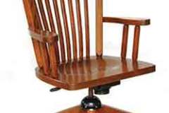 FIV-Amish-Custom-Tables-PostMission-desk