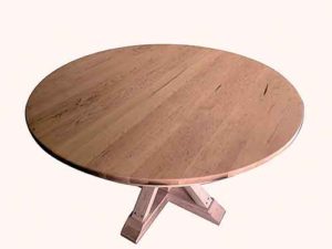 Custom crafted Amish round table with a single pedestal.