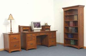 Amish Crafted Oakwood office collection