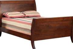 Amish Made Manhattan style bed is available in the twin, full, queen and king sizes. It comes with a 15" low footboard as well.