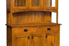 Quarter Sawn Oak wood and a bead board back are prevalent in the Amish made Berlin hutch.